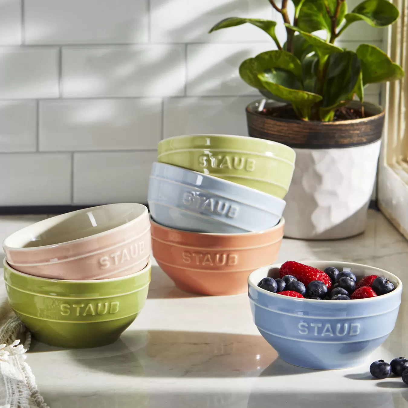 STAUB Dessert Bowls*6-Pc, Bowl Set Macaron, Mixed Colors